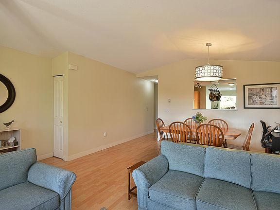 3rd image of 6340 Williams Pl