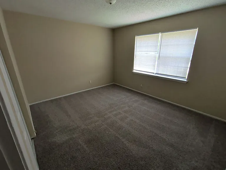 4329 Segura Ct S — Photo 13