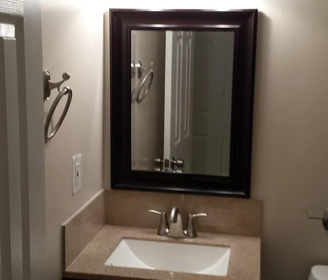 Fully Renvoatetd Porceliain Tile Baths