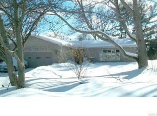 24 Windgate, Orchard Park, NY 14127