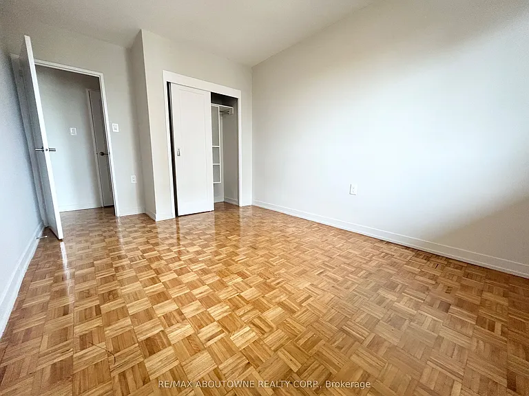 101 Millside Dr #607 — Photo 11