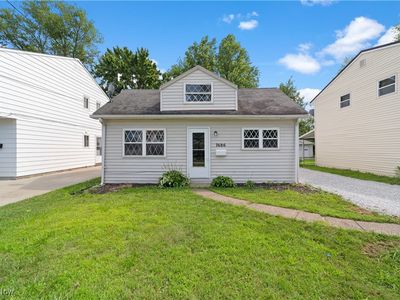 7686 Pinehurst Dr, Mentor On The Lake, OH, 44060