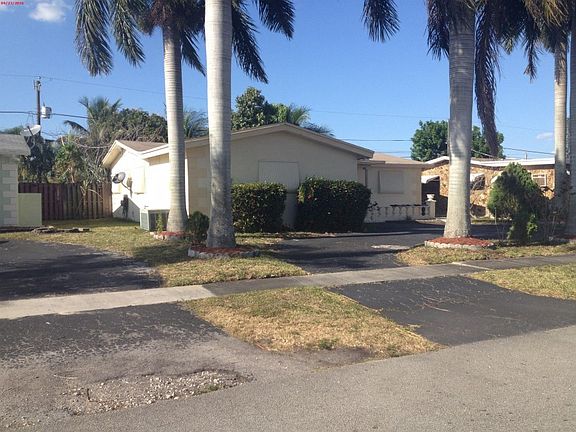 3rd image of 8641 NW 25th St