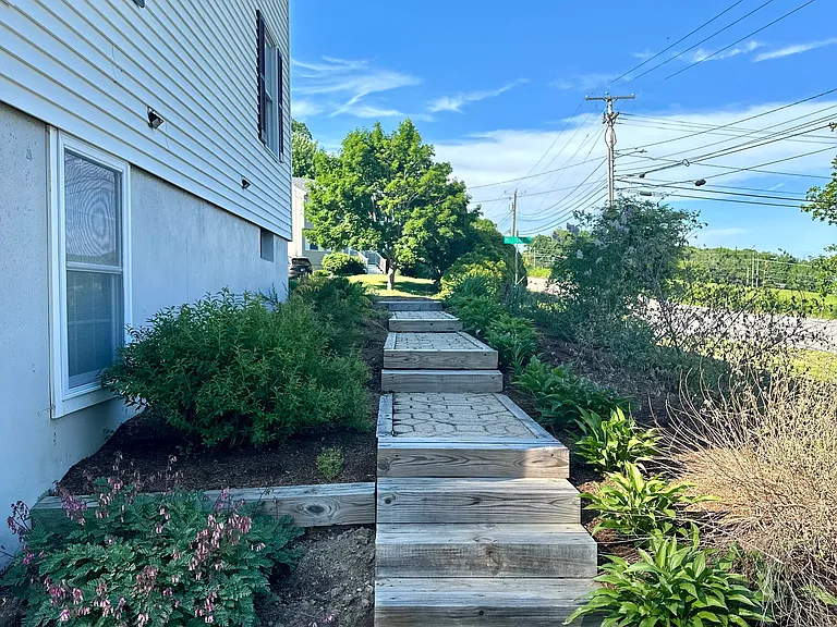 2 Mulligan Dr — Photo 3