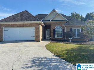 156 Camden Cove Pkwy, Calera, AL 35040