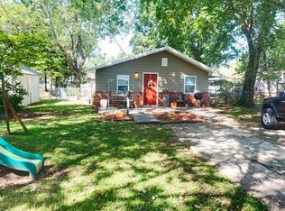 2013 N 9th St, Independence, KS 67301