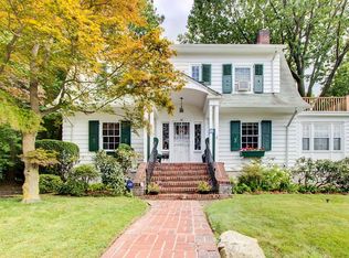 36 Whitfield Ter, New Rochelle, NY 10801