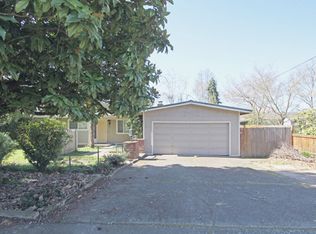 2410 Gilham Rd, Eugene, OR 97408