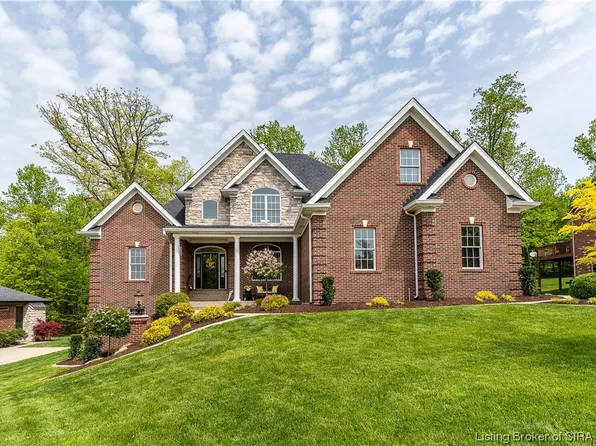 3568 Lafayette Parkway, Floyds Knobs, IN 47119
