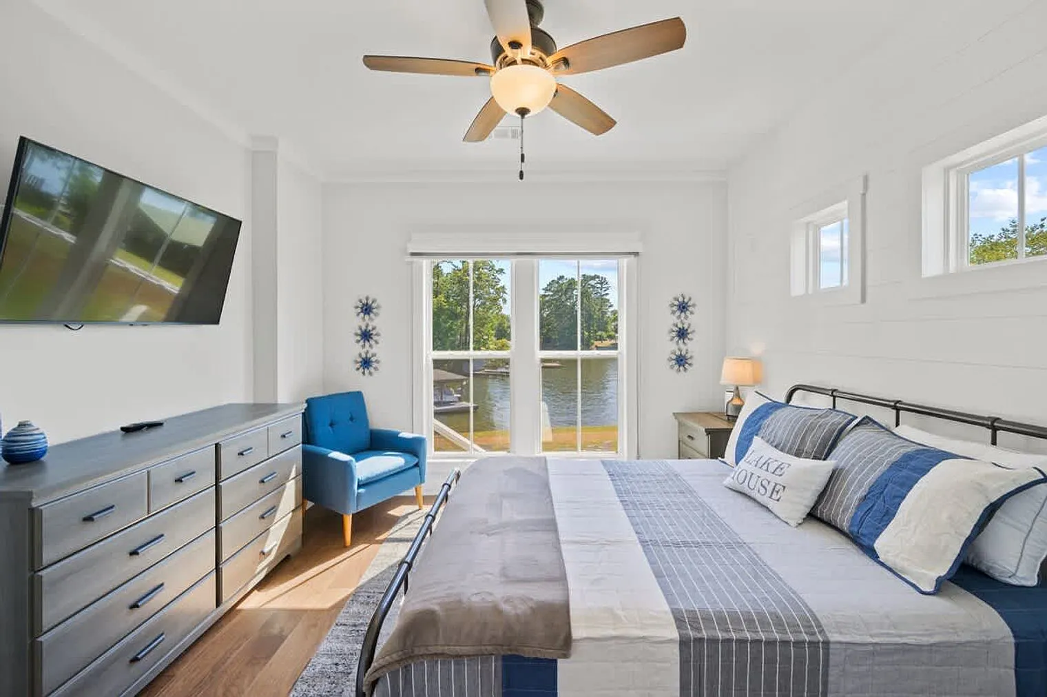 3 bed, 2.0 bath, $3,791 — Photo 2