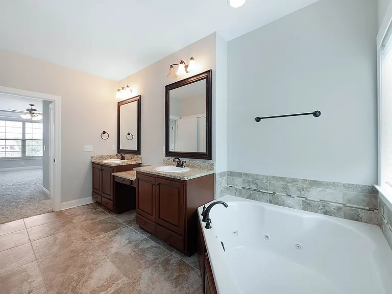 7950 Chianti Way — Photo 25