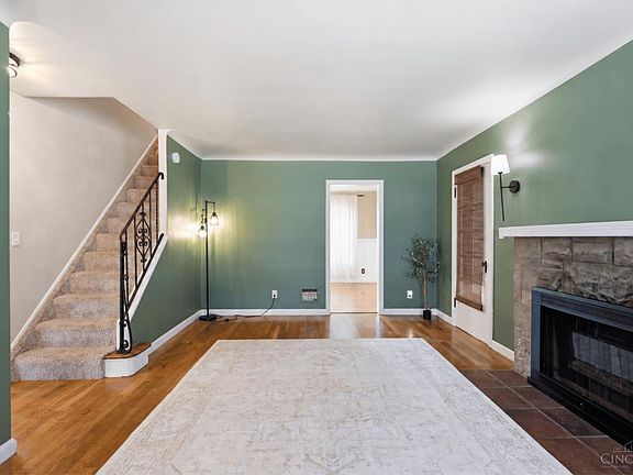 5th image of 3091 Neisel Ave