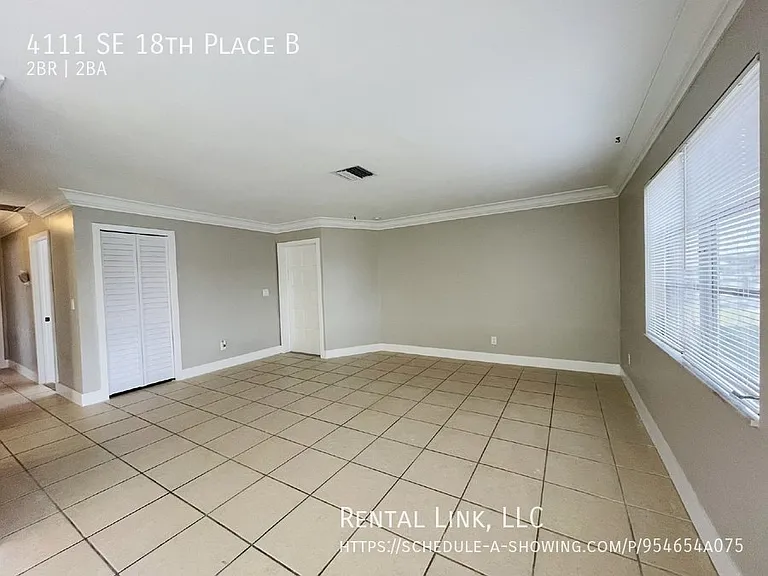 4111 SE 18th Pl #B — Photo 7