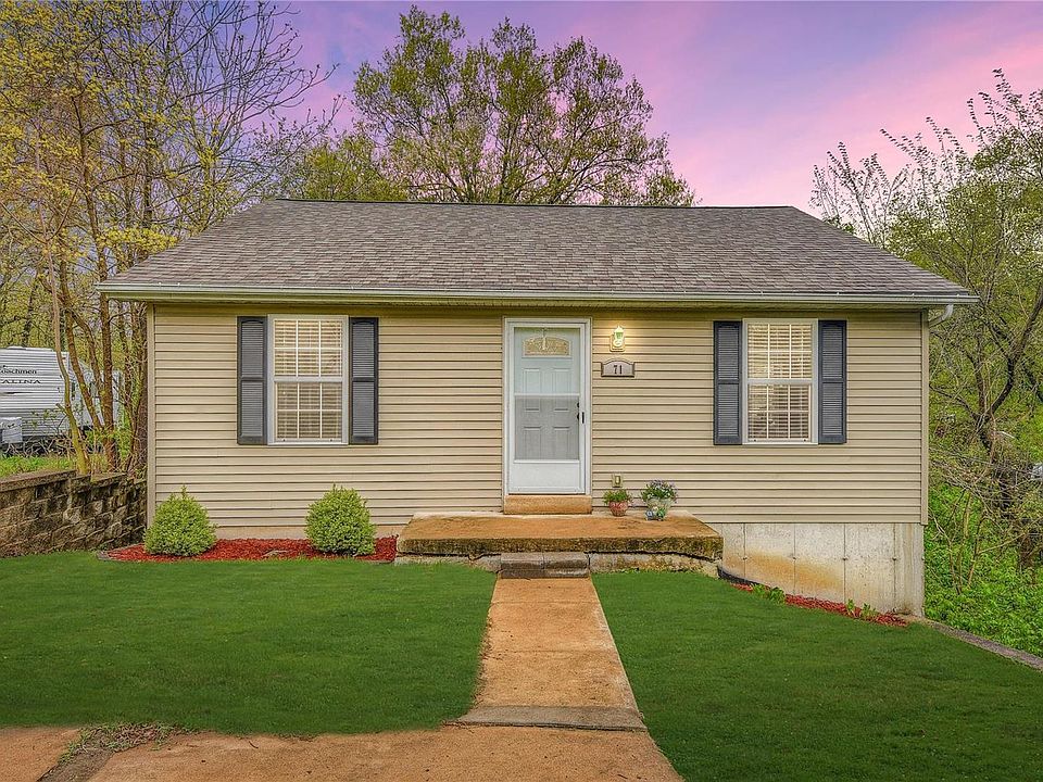 1st image of 71 Guylyn Pl