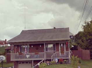 521 Millers Ln, Pittsburgh, PA 15239
