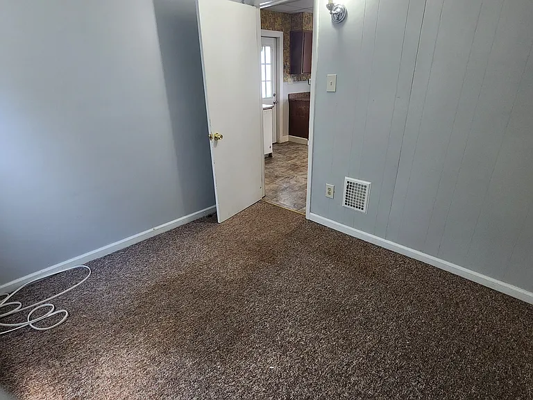 2014 Wabash Ave #2 — Photo 11