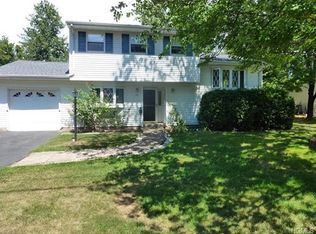 30 Dutch Hollow Dr, Orangeburg, NY 10962