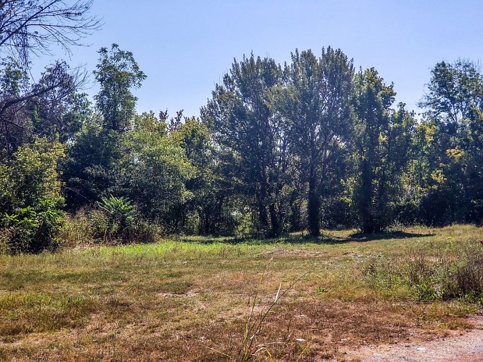 1st image of Orlando Dr