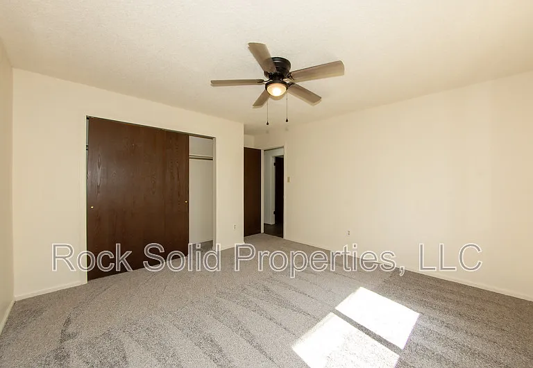 1833 Edgewater Ave #1837 — Photo 13