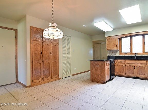 4th image of 8867 Dryden St