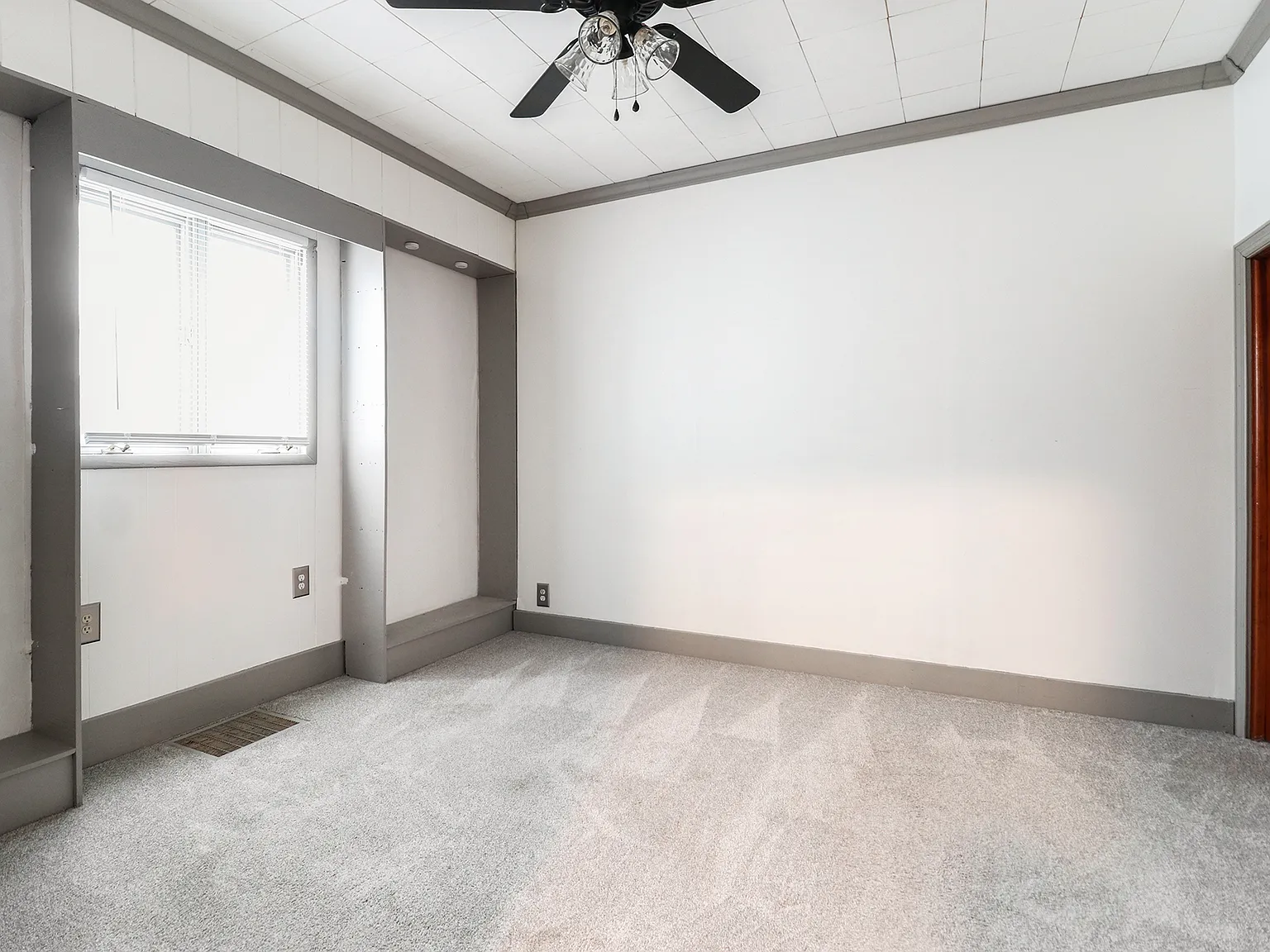 Stylish Living in Mishawaka! — Photo 4