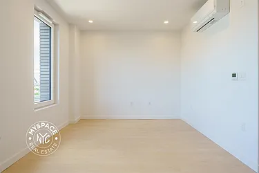 Rented by MySpaceNYC