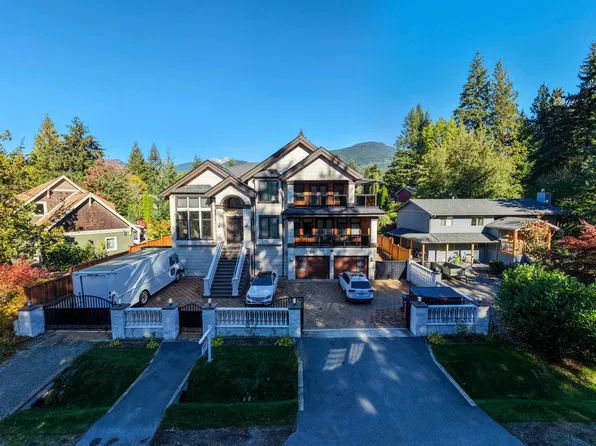 40231 Kintyre Dr, Squamish, BC V8B 0J6
