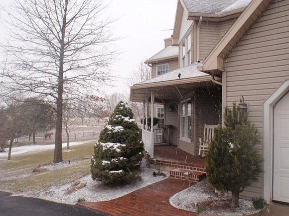 4th image of 311 Pine Creek Dr