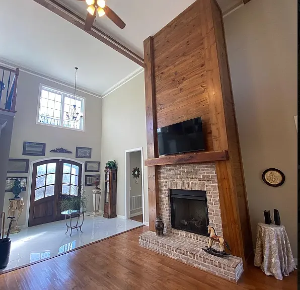 Spindletop Dr — Photo 5