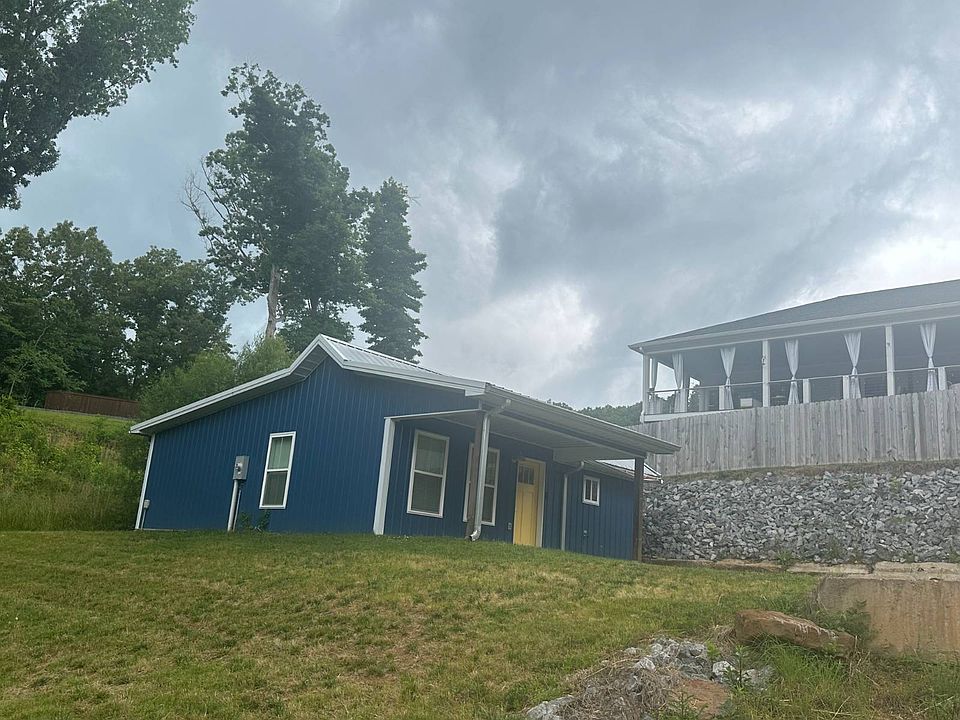 1st image of 180 Barbara Rd