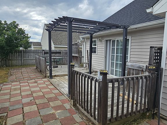 2nd image of 5152 Parkerwood Dr