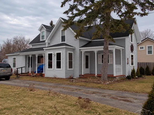 319 Bellant St, Cheboygan, MI 49721
