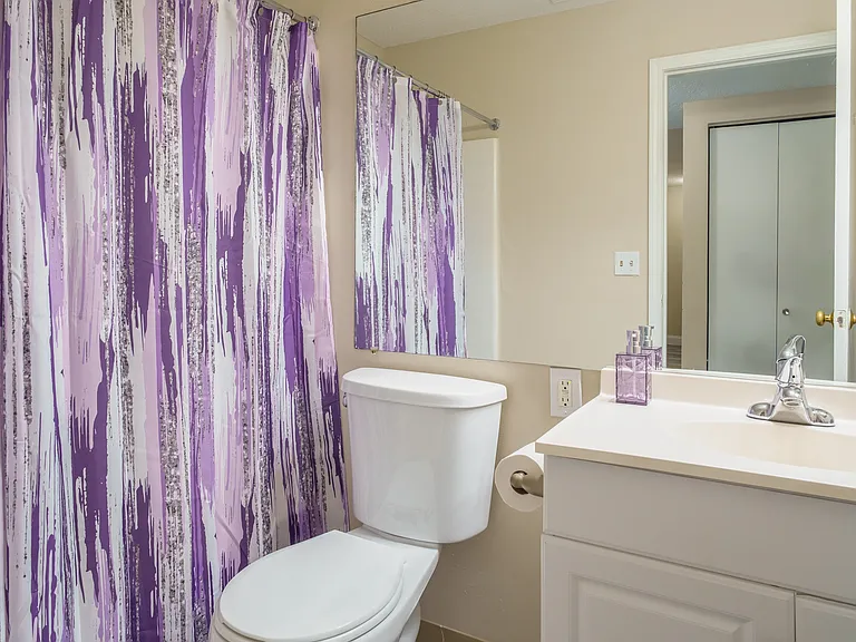Liberty Place Apartments — Photo 5