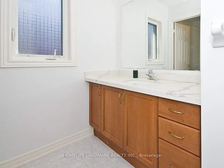386 Wilfred Murison Ave — Photo 17