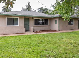 6931 Russell Ln, Redding, CA 96002