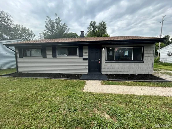 117 Kenneth Ave, Cahokia, IL 62206