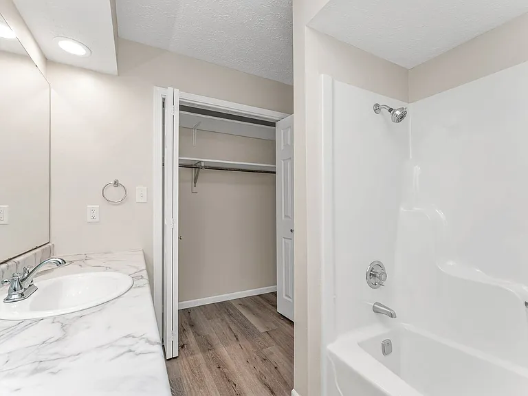 3700 E Cherry St — Photo 3