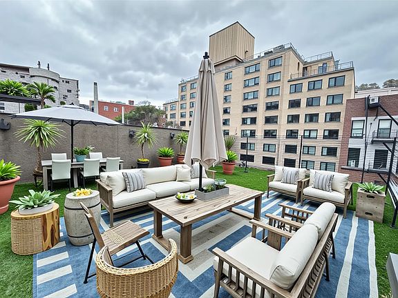 2nd image of 325 E 14th St #Penthouse 4