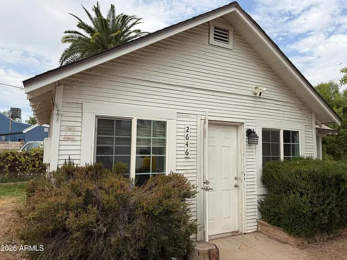 2646 W Morten Ave Photo 1