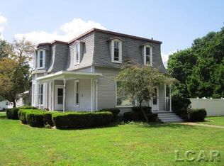 422 Grove St, Hudson, MI 49247