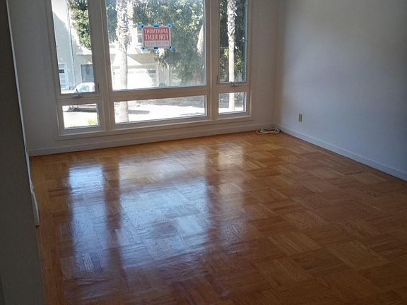 2nd image of 545 Monterey Blvd #545