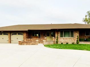 8190 N Plum St, Hutchinson, KS 67502