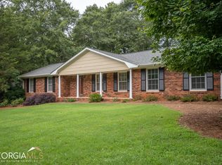 230 Segrest Cir, Athens, GA 30605