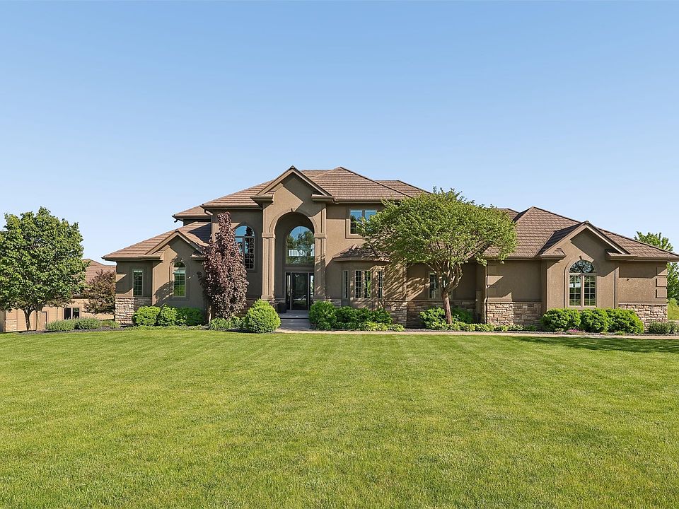 1st image of 31696 Silverado Ln