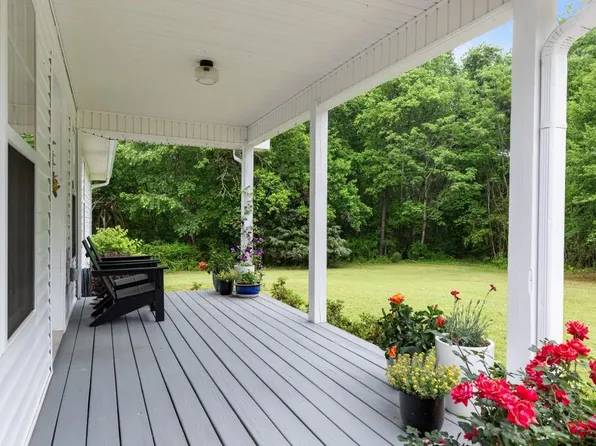 11415 Hutcheson Ferry Rd, Chattahoochee Hills, GA 30268