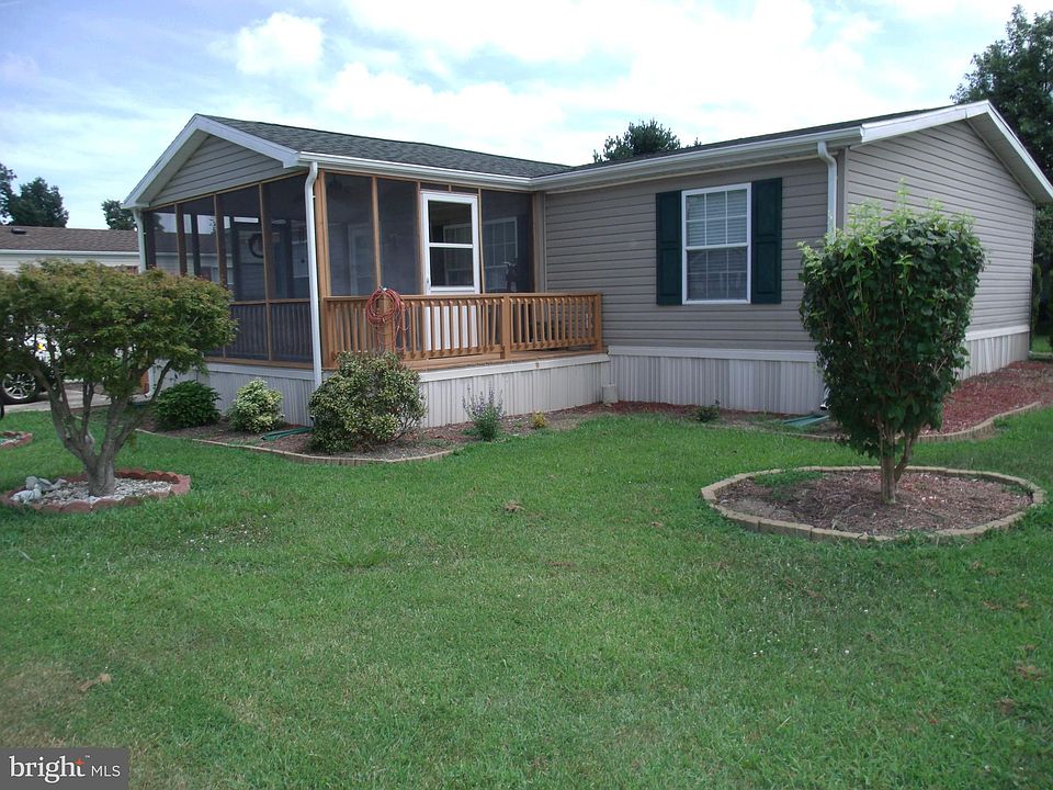 1st image of 5 Enfield Ln #45918
