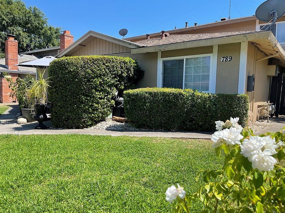 1st image of 789 Carro Dr
