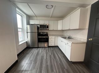 10 W Fulton St, Gloversville, NY 12078