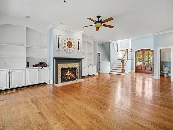 5th image of 16101 Whitesail Dr
