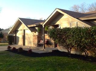 7401 Deaver Dr, North Richland Hills, TX 76180